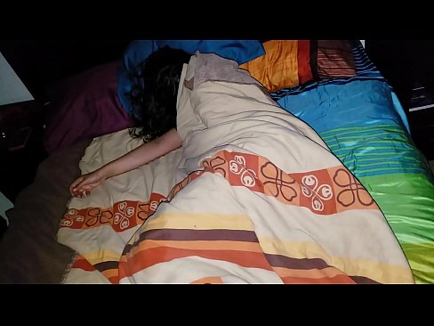 ❤️ Stepson berating a sua jovem madrasta enquanto ela dorme. ❤️ Porno russo em pt.bestsexporno.ru ﹏